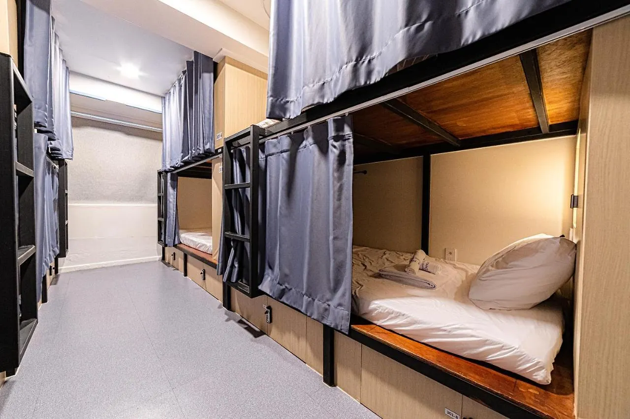 Guesthouse Dear Moon Busan Guest house