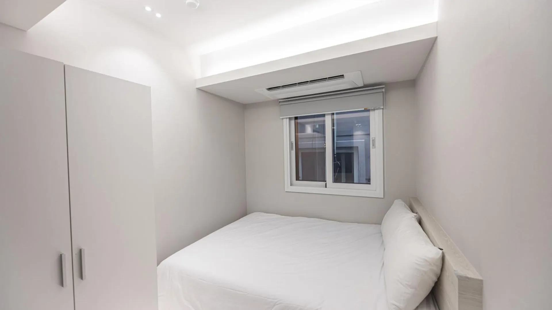 Guesthouse Dear Moon Busan 2*,  South Korea