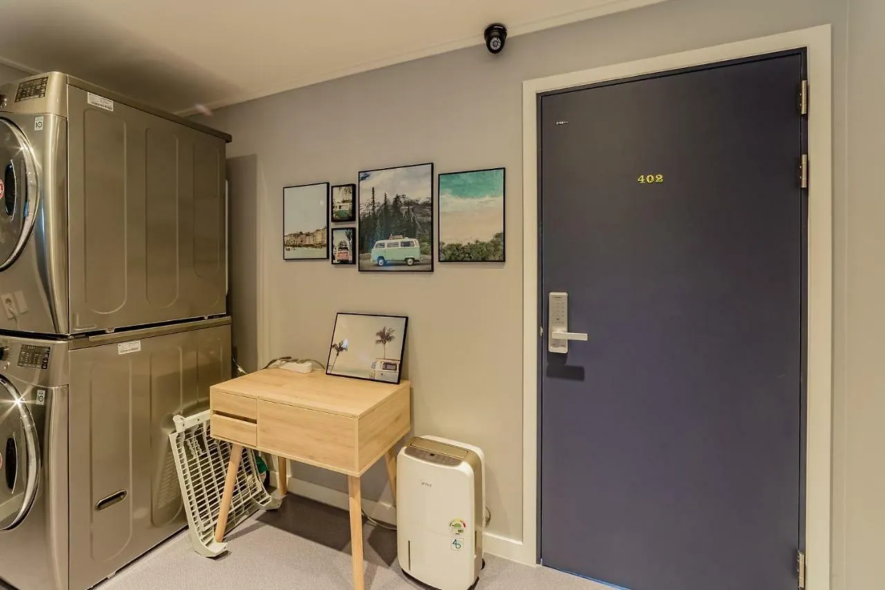 Guesthouse Dear Moon Busan Guest house